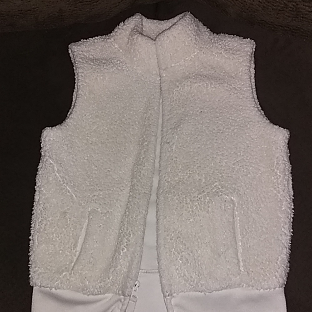 Girls vest